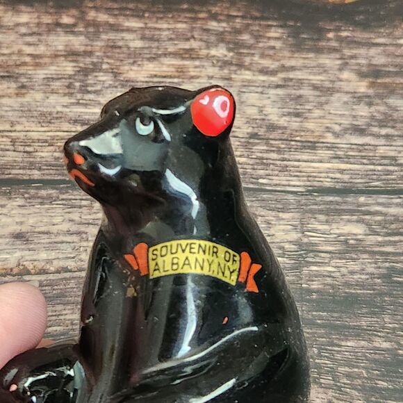 Black Bear Cub Salt Pepper Shakers Set Kitsch Albany New York Souvenir Vtg Japan - Picture 9 of 9